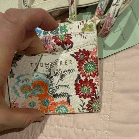 Ted Baker London Cream Tote with Floral Accent card wallet - Picture 8 of 12